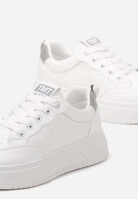 Biało-Szare Casualowe Sneakersy na Platformie z Perforacją i Zdobieniem z Boku Iinesta