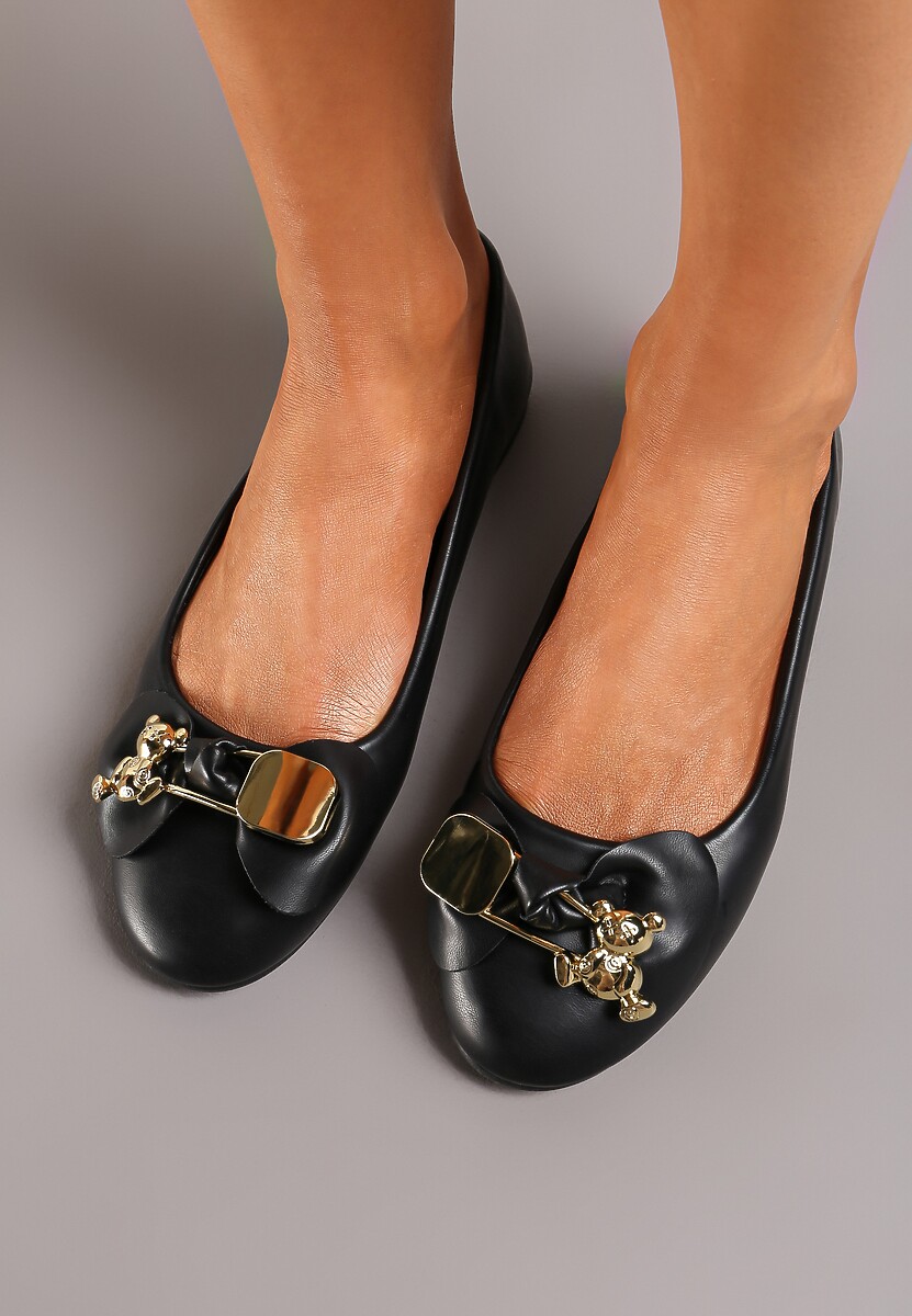 Czarne Balerinki z Metalową Ozdobą na Froncie Alverua