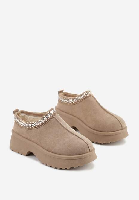 Ciemnobeżowe Śniegowce na Platformie z Niską Cholewką z Haftem Livitte