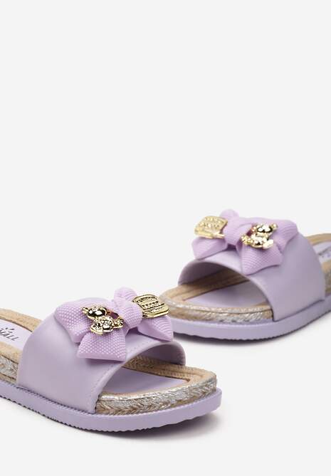 Fioletowe Klapki na Niskiej Platformie ze Złotymi Ozdobami i Kokardą Oatiss