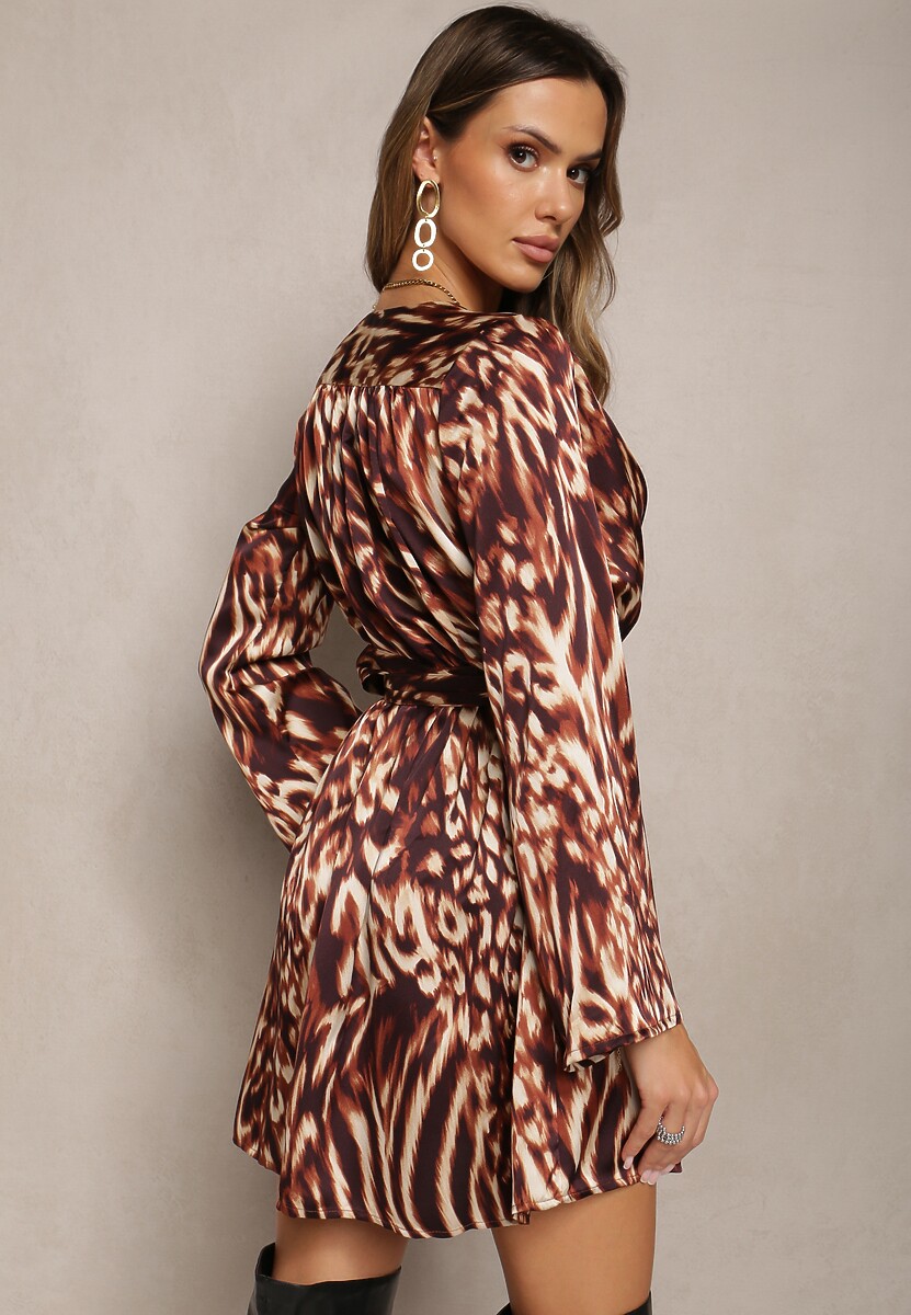 Brązowa Rozkloszowana Sukienka Mini z Kopertowym Dekoltem i Paskiem Liisatta