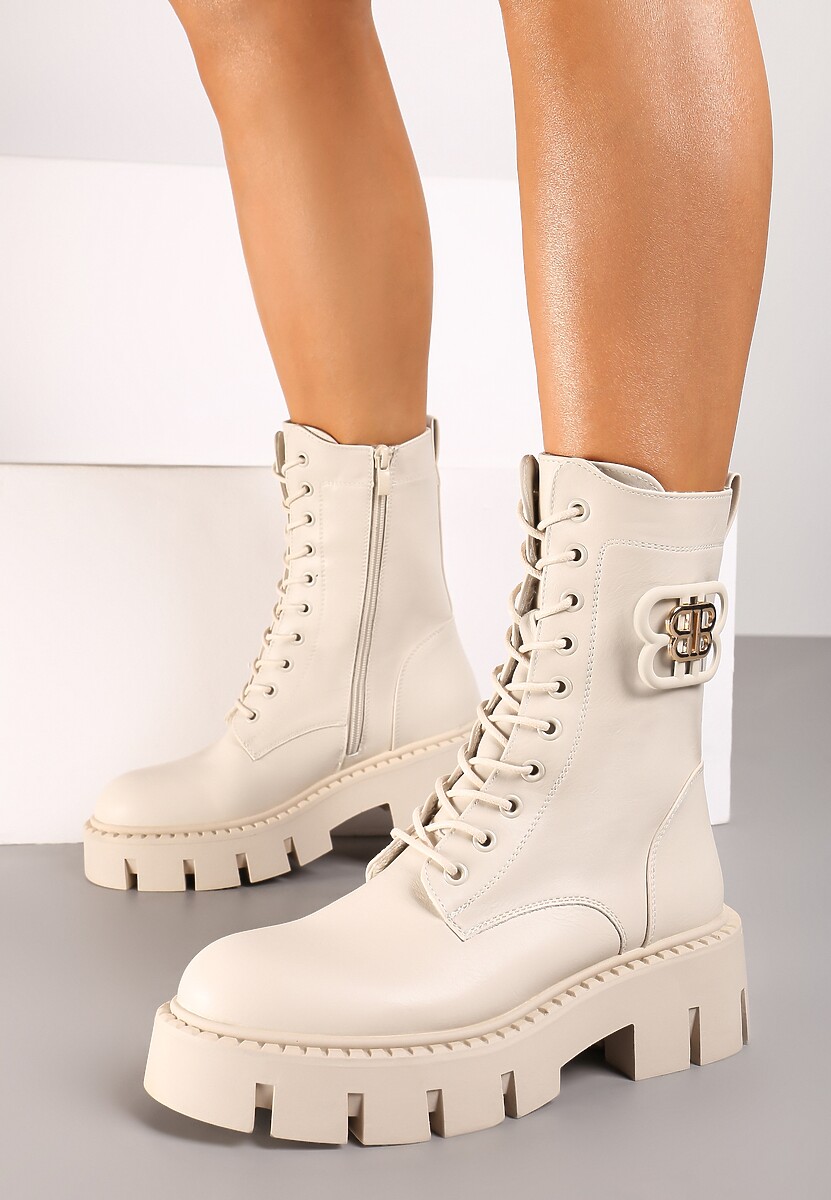 Beżowe Botki na Platformie z Wycięciami ze Złotą Aplikacją Irissie