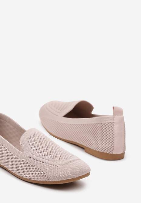 Różowe Casualowe Mokasyny na Płaskiej Podeszwie Ozdobione Perforacją Klanesha