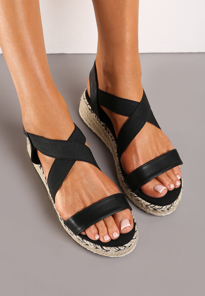 Czarne Wsuwane Sandały na Niskim Koturnie z Jutową Plecionką Xarneli