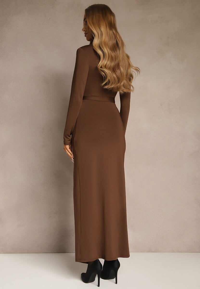 Brązowa Sukienka z Wiskozą o Kopertowym Kroju z Rozcięciem i Wiązanym Paskiem Tesela