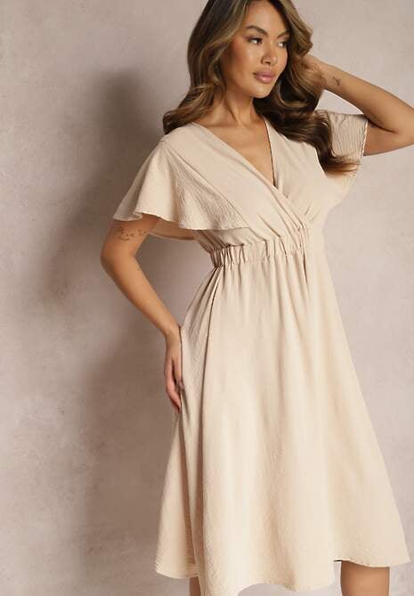 Beżowa Kopertowa Sukienka Midi o Rozkloszowanym Kroju Noravel