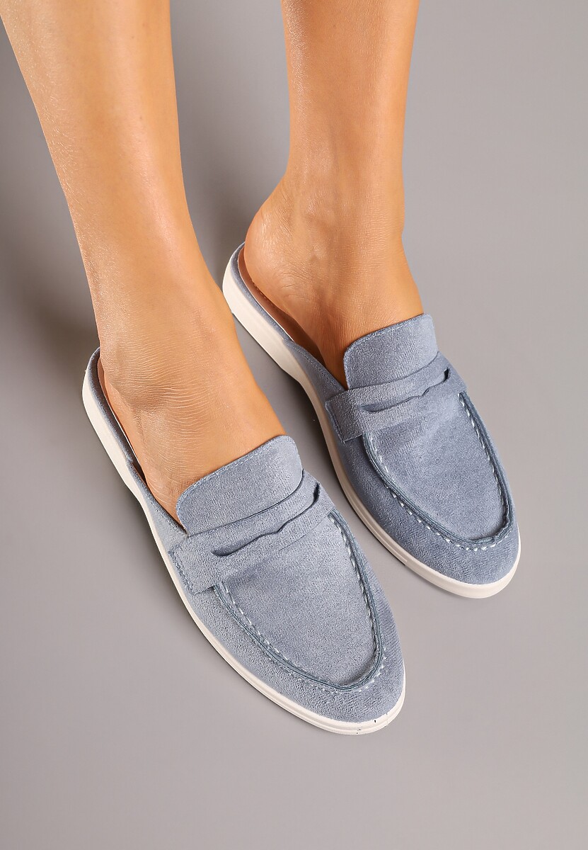 Niebieskie Klapki w Stylu Muli Ozdobione Przeszyciami Firarelle