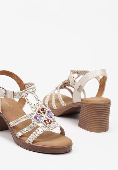 Beżowe Sandały z Imitacji Skóry na Słupku z Plecionymi Paskami i Ozdobnymi Koralikami Elltina