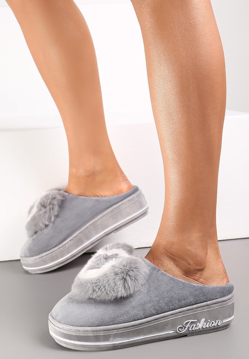 Szare Kapcie na Grubej Podeszwie z Futrzaną Aplikacją Phoenix