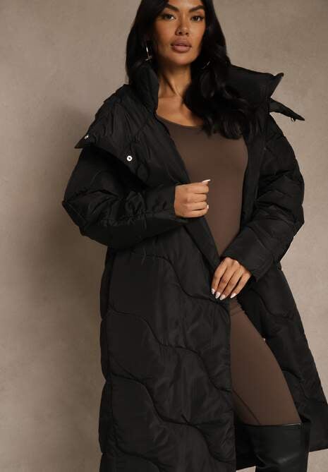 Czarna Pikowana Kurtka Płaszcz za Kolano z Kapturem Kelotta