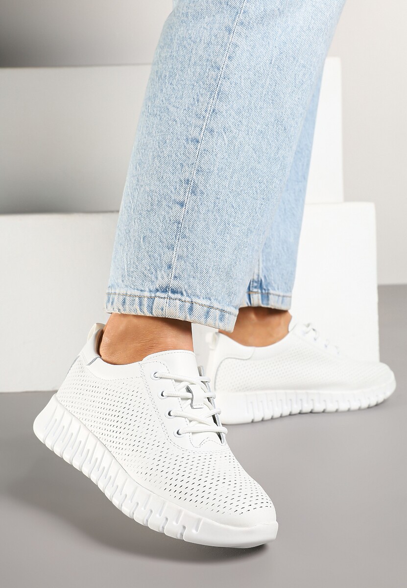 Białe Sneakersy ze Skóry Naturalnej z Perforacją na Tłoczonej Podeszwie Setilora