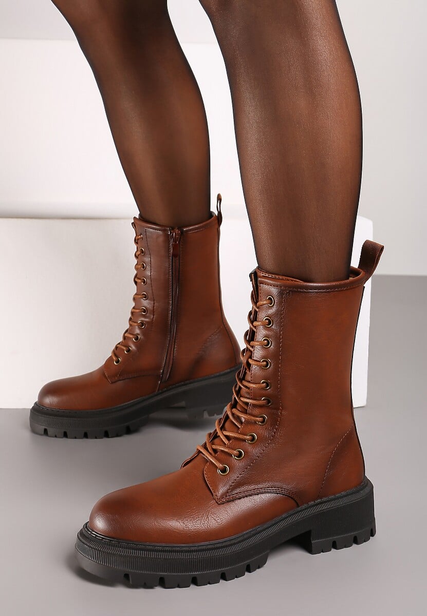 Jasnobrązowe Botki na Płaskiej Podeszwie Ozdobione Wiązaniem Laolin