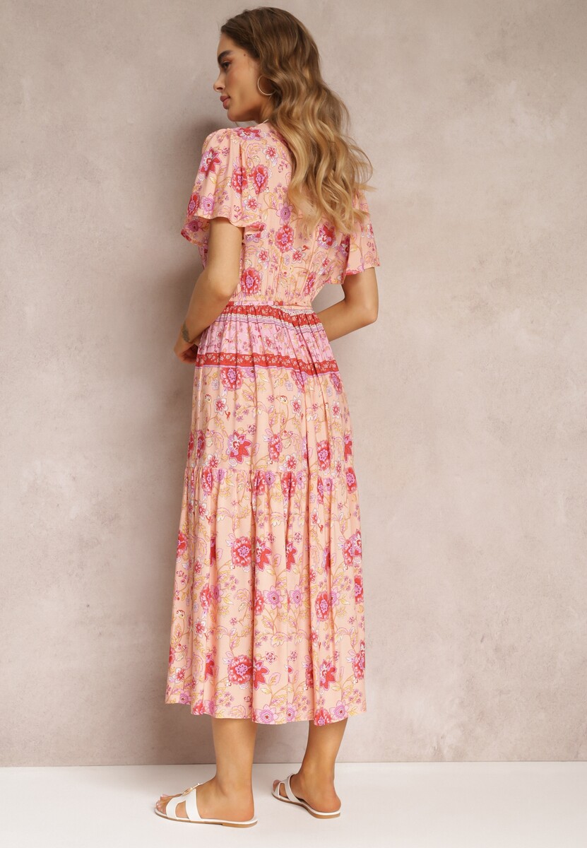 Różowa Kwiecista Sukienka Midi z Gumką w Pasie i Falbanką przy Rękawach Hachitane