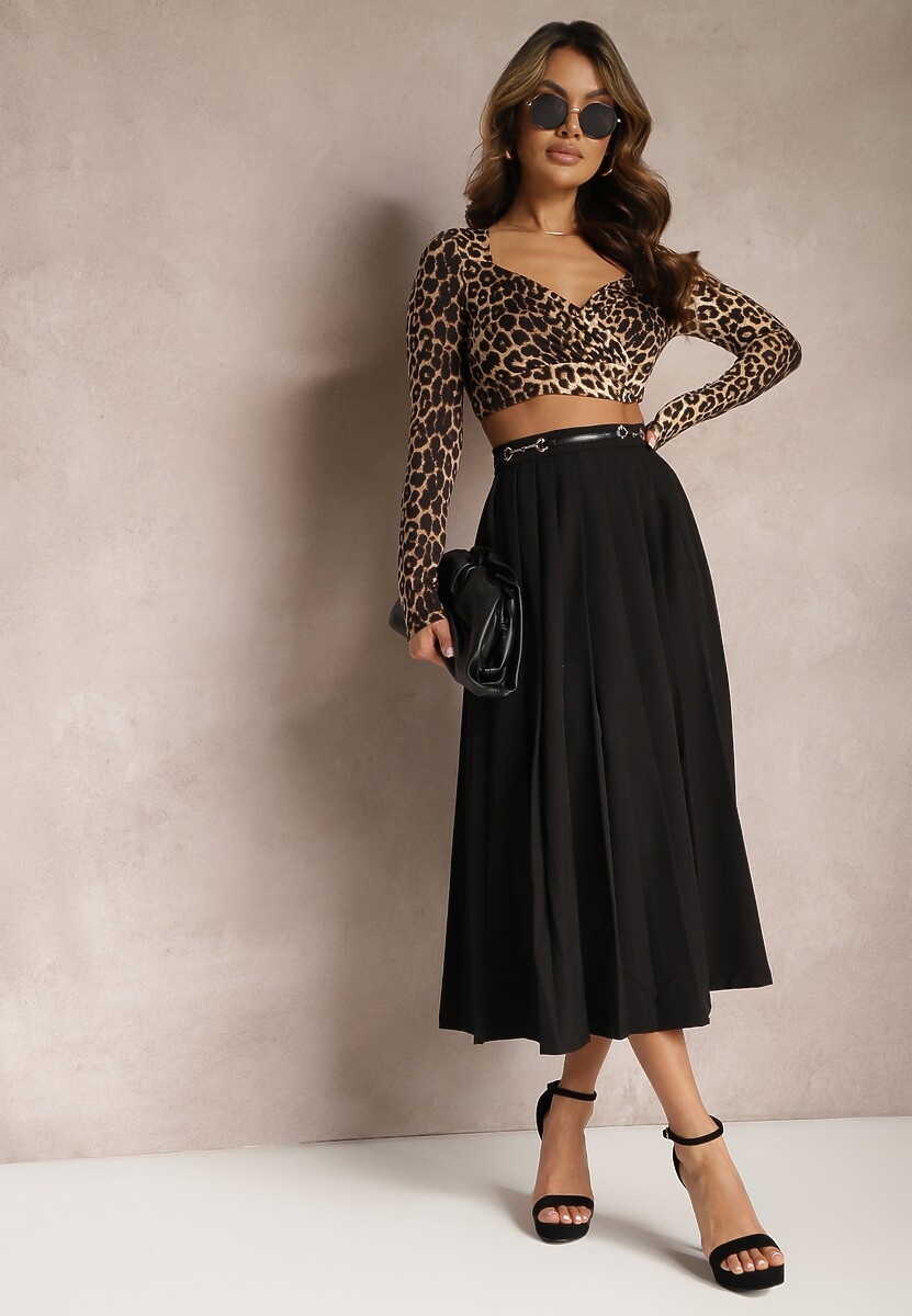 Jasnobeżowa Rozkloszowana Spódnica z Szerokimi Plisami i Klamerkami na Wysokości Talii Elanara