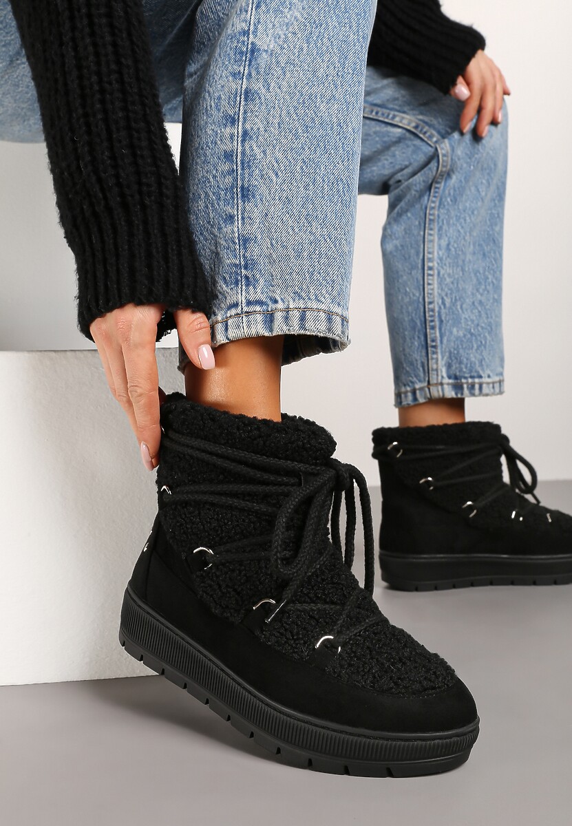 Czarne Futrzane Śniegowce o Fakturze Typu Baranek z Ozdobnym Sznurowaniem Firedi