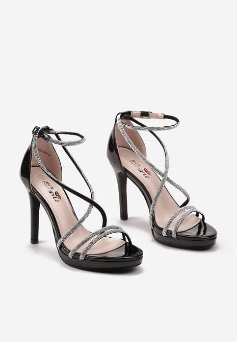 Czarne Lakierowane Sandały na Szpilce z Cyrkoniami i Sprzączką Neberia