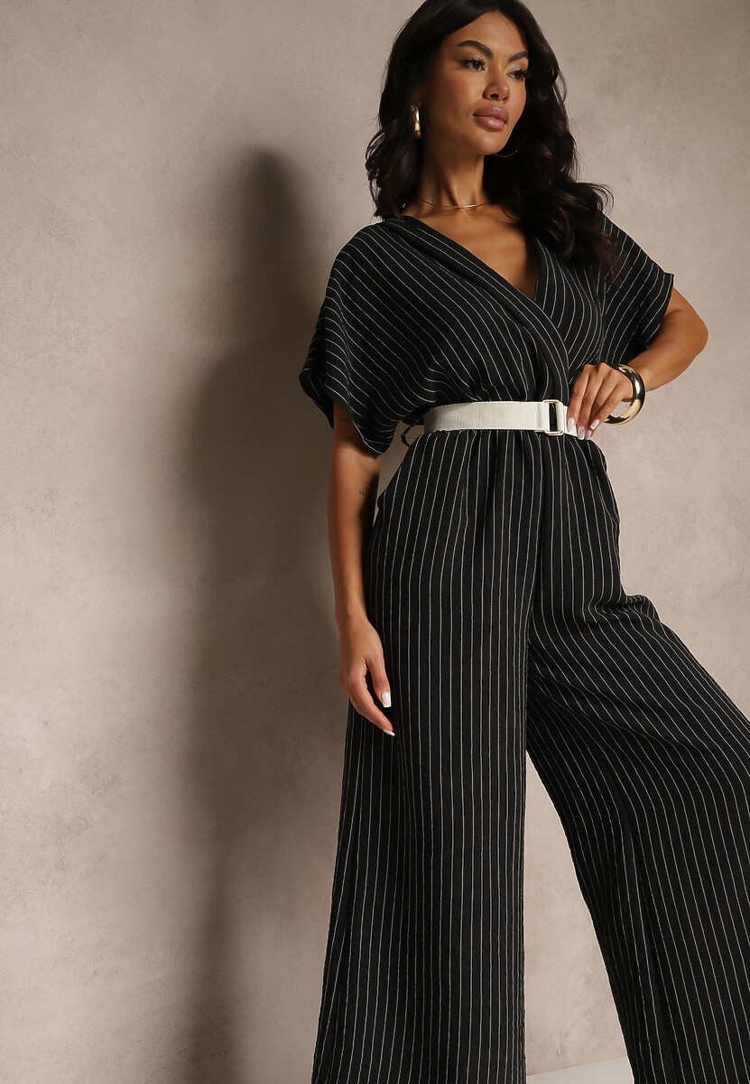 Czarny Kopertowy Kombinezon z Nietoperzowymi Rękawami i Paskiem Tollamira