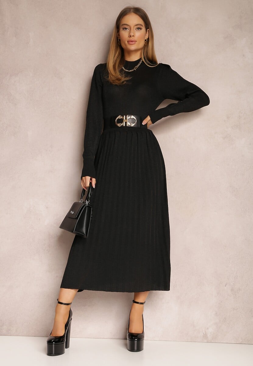 Czarna Sukienka Plisowana z Metaliczną Nitką Vwelsem