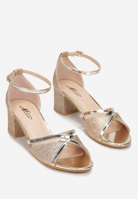 Złote Brokatowe Sandały na Niskim Słupku z Lakierowanymi Paskami Ilenia