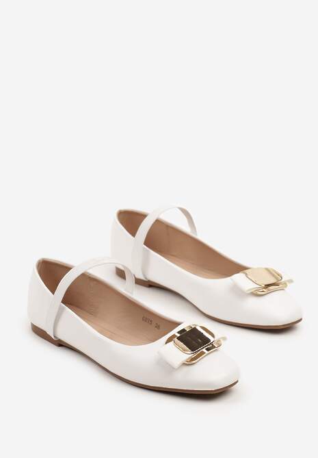 Białe Balerinki Zdobione Biżuteryjną Aplikacją i Elastycznym Paskiem Inirea
