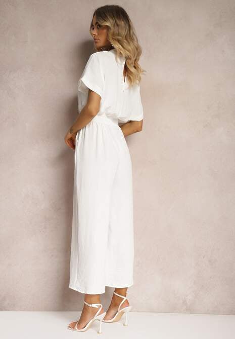 Biały Taliowany Kombinezon z Wiskozy Zapinany na Guziki Frisea