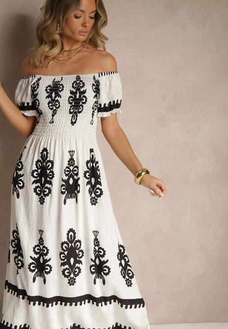 Biała Sukienka Hiszpanka Ozdobiona Etnicznym Printem Aralette