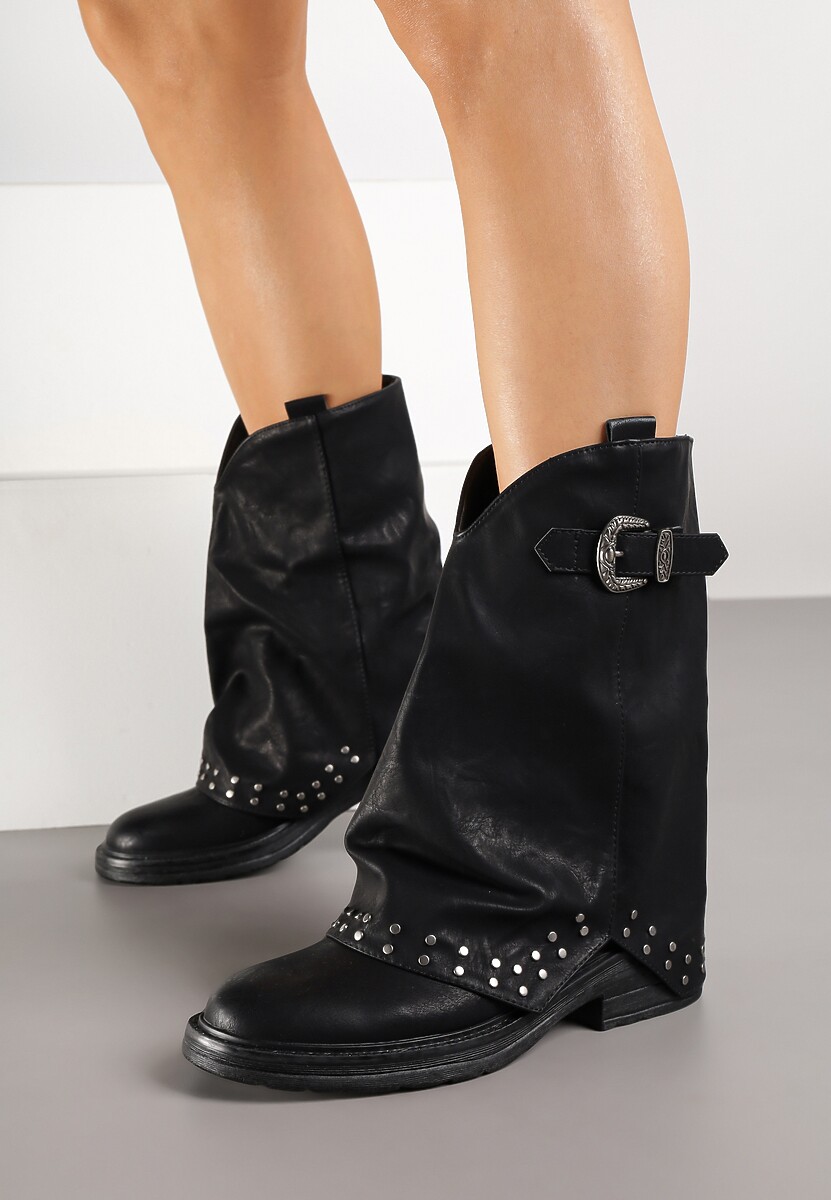 Czarne Botki z Cholewką Imitującą Nogawkę z Nitami i Paskiem ze Sprzączką Riluvena