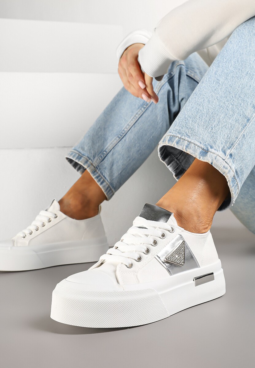 Białe Trampki na Grubej Podeszwie z Cyrkoniową Naszywką Penirea