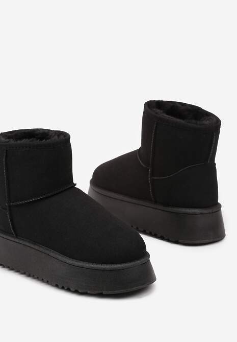 Czarne Śniegowce na Platformie z Przeszyciami Tinalisa