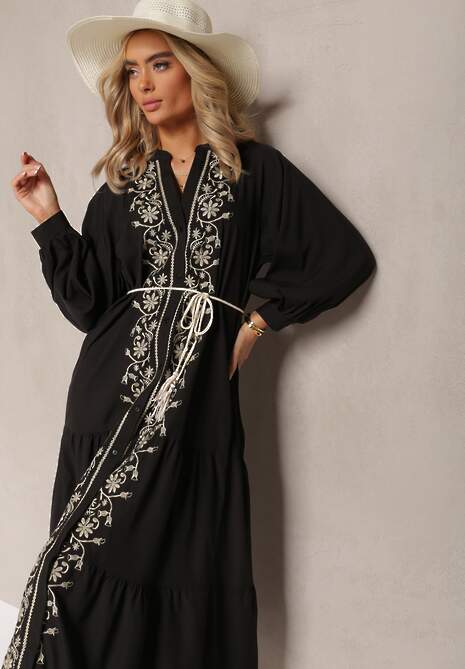 Czarna Midi Sukienka o Trapezowym Kroju z Ozdobnymi Haftami w Stylu Boho Tactila