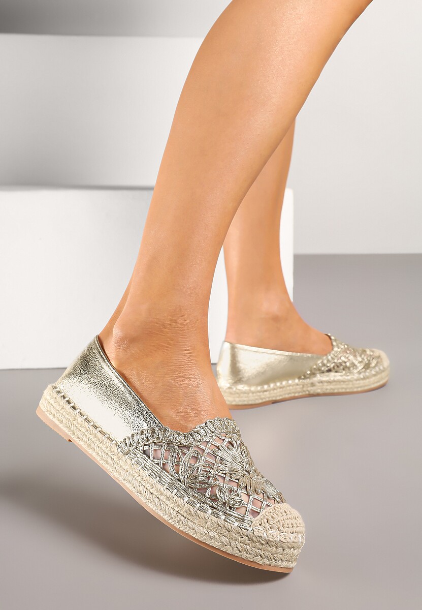 Złote Espadryle z Ozdobną Plecionką i Ażurową Cholewką Rivwia