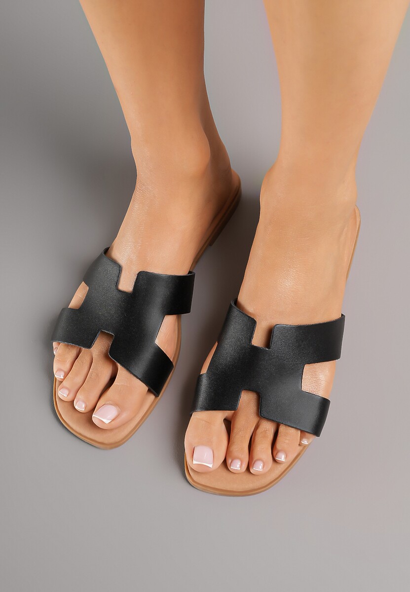 Czarne Klapki Vices ze Skóry Naturalnej Ozdobione Wycięciami Arqelia