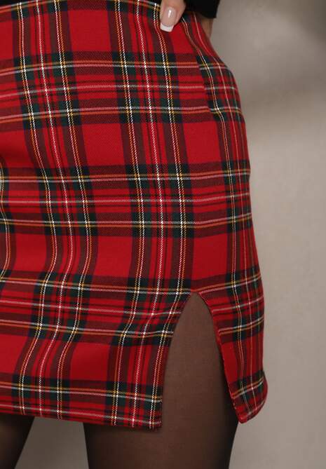 Czerwona Spódnica w Kratkę z Wiskozą o Ołówkowym Kroju z Rozcięciem Holamia
