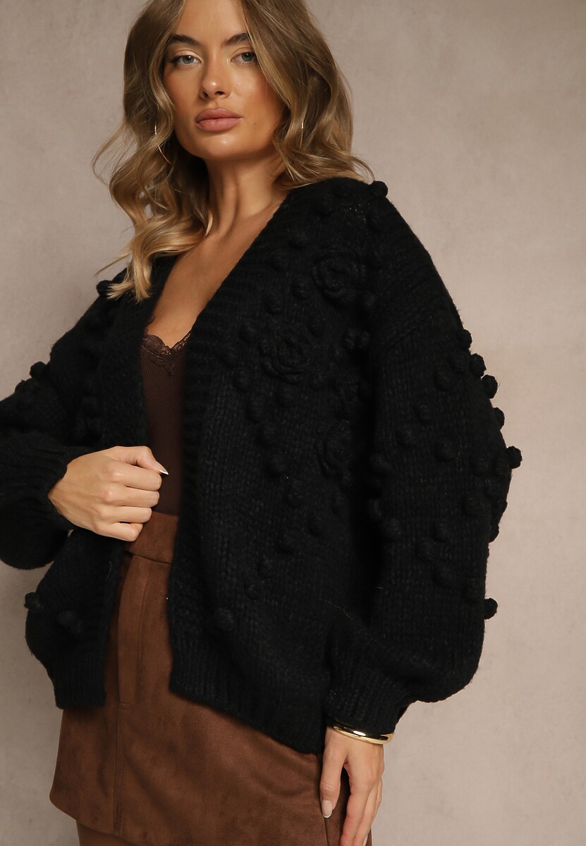 Czarny Niezapinany Kardigan z Ozdobnymi Pomponami Besinia