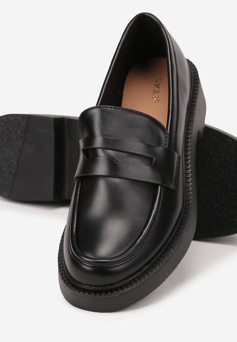 Czarne Mokasyny Vices Ozdobione Przeszyciami Racce