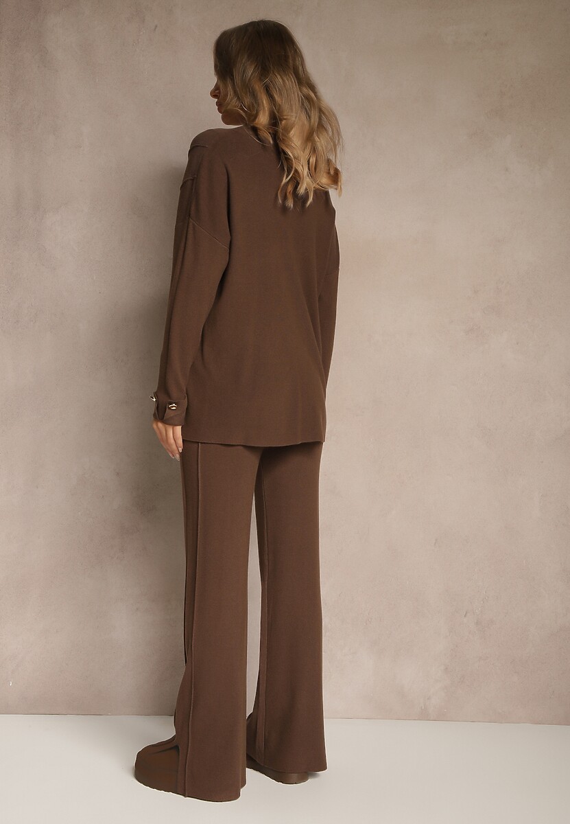 Brązowy Komplet z Dzianiny z Wiskozą Spodnie i Sweter z Ozdobnymi Guzikami Unarea