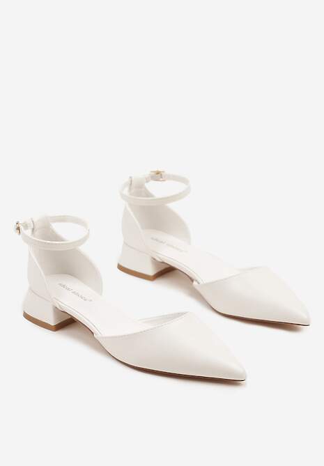 Białe Czółenka na Niskim Obcasie ze Szpiczastym Noskiem i Paskiem Wokół Kostki Faliviela