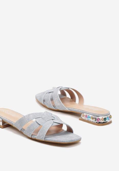 Jasnoniebieskie Płaskie Klapki z Imitacji Skóry Ozdobione Cyrkoniami Yanestria