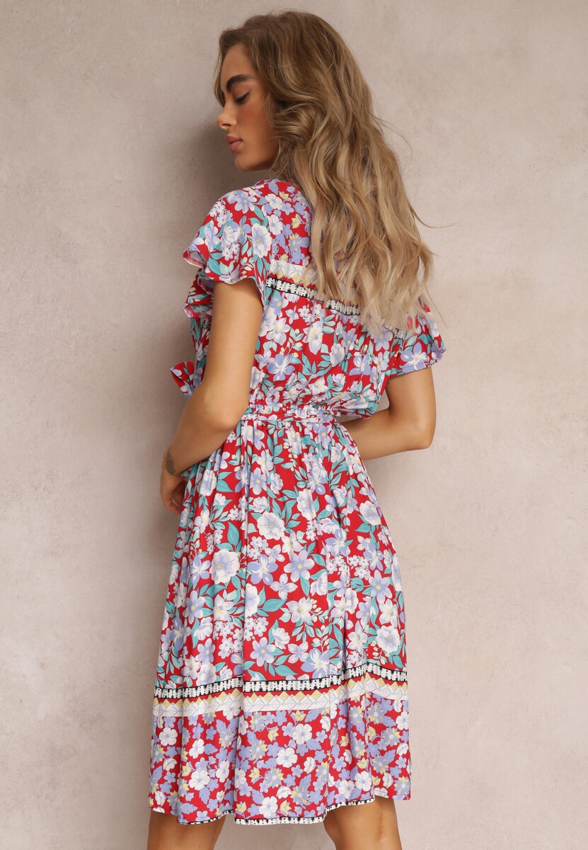 Czerwona Rozkloszowana Sukienka z Wiskozy i Kopertowym Dekoltem Violia