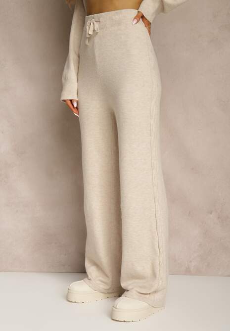 Jasnobeżowy Dzianinowy Komplet z Wełną w Warkoczowy Splot Spodnie i Sweter Reinette