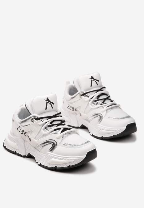Białe Nowoczesne Sneakersy z Grubą Podeszwą i Sznurowaniem Silika