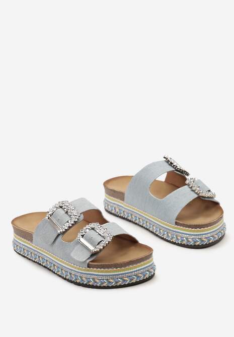 Jasnoniebieskie Płaskie Klapki z Klamrami i Cyrkoniami Minnia