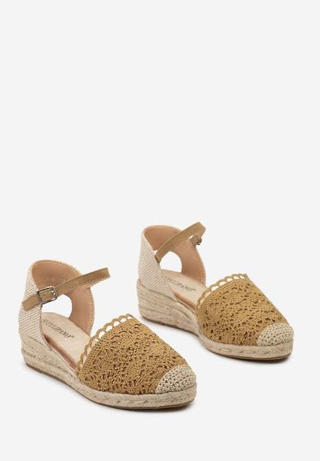 Brązowe Espadryle na Koturnie z Plecionką i Ażurową Koronką na Nosku Afridana