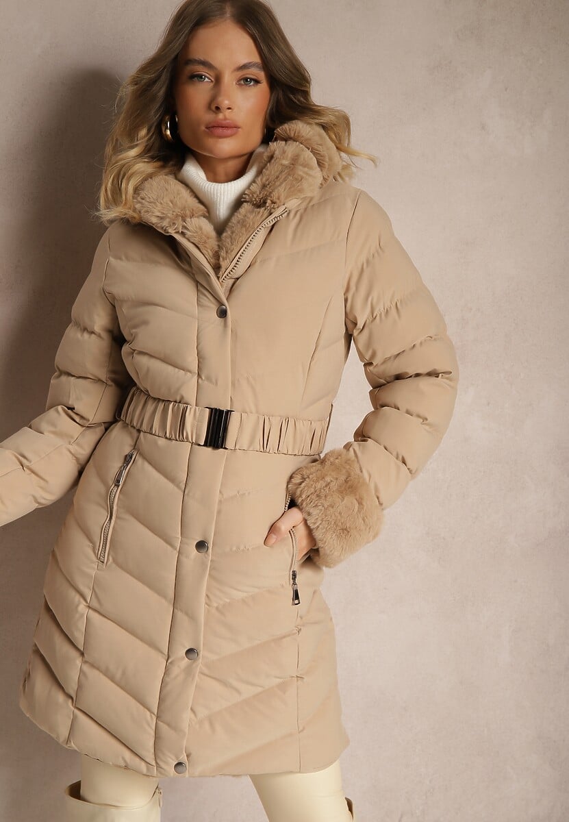 Ciemnobeżowa Kurtka z Pikowanymi Przeszyciami Mocno Ocieplana z Paskiem i Odpinanym Futerkiem Hedista