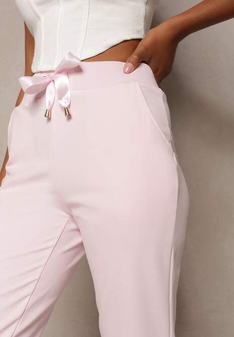 Różowe Proste Spodnie Dresowe z Satynową Tasiemką w Pasie Alnureta