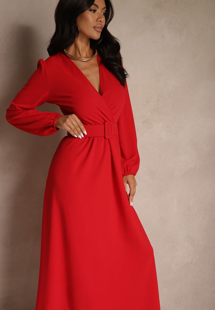 Czerwona Koktajlowa Sukienka o Rozkloszowanym Kroju z Ozdobnym Paskiem Feliera