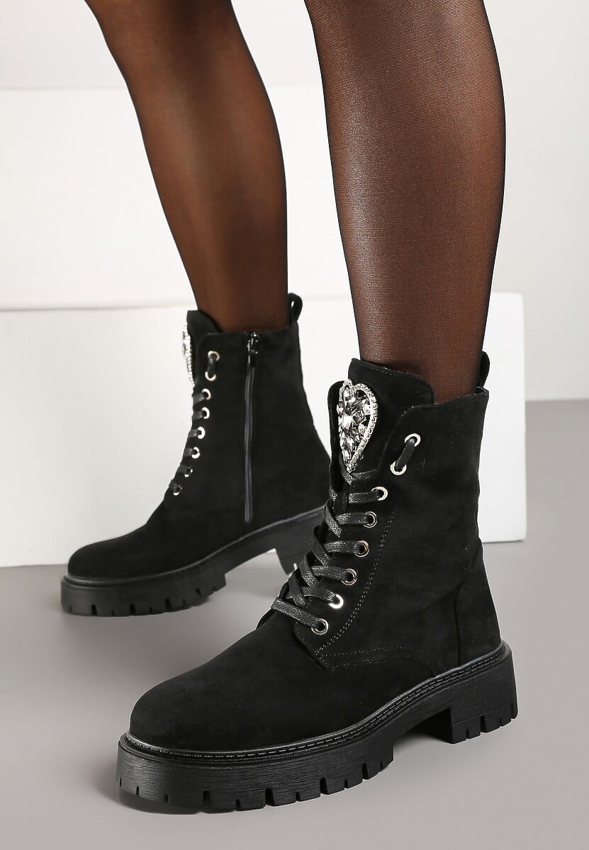 Czarne Botki Workery na Płaskiej Podeszwie ze Sznurowaniem i Ozdobą z Cyrkoniami Savilora