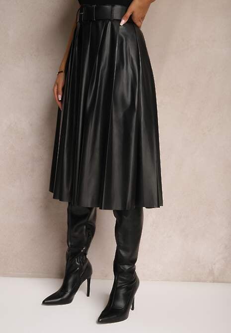Czarna Plisowana Spódnica w Stylu Preppy o Rozkloszowanym Kroju High Waist z Paskiem Iriviel