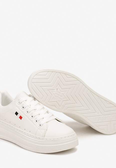 Białe Basicowe Sneakersy na Platformie Ozdobione Metalicznymi Wstawkami Vaiden