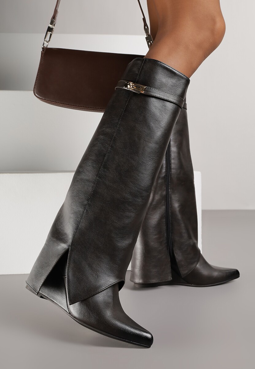 Czarne Kozaki na Koturnie z Cholewką Imitującą Nogawkę z Aplikacją Testarria